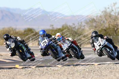 media/Dec-07-2025-CVMA (Sun) [[3e7d2de5dc]]/Race 12- Formula 40 MW and LW/